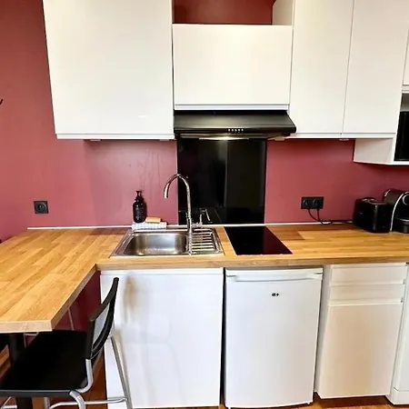Brottillon - 1 Bedroom - Benite Διαμέρισμα *
