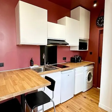 Brottillon - 1 Bedroom - Benite Διαμέρισμα *